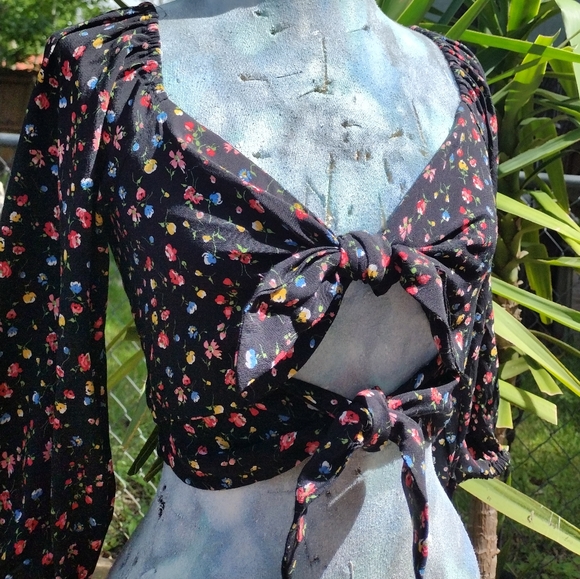 NWT🔥Anthropologie's Olivaceous Floral Off Shoulder Rayon Tie Blouse❤️Size M - Picture 5 of 14